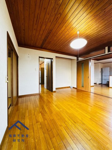 小郡市小郡　戸建ての居間・リビング