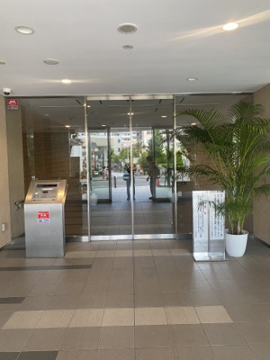 【エントランス】 | ドリームタワーキュアレジデンス | エントランスの外側です♪
オートロックになっているのでセキュリティ面は良好です♪