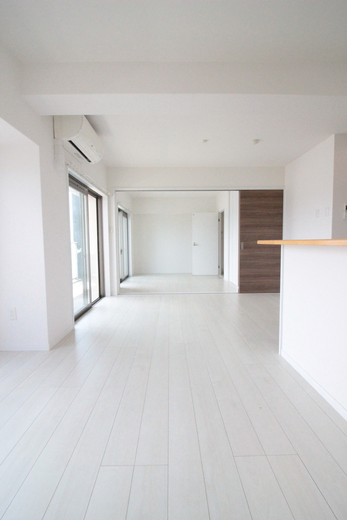 熊本市北区武蔵ケ丘９丁目の賃貸マンションの居間・リビング