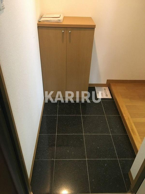 アネシス新大阪の玄関