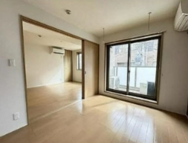 イーグレットコート