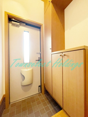 【玄関】 | アデッソ湘南 | お履き物が多い方にもおすすめ♪