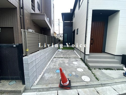 【駐車場】 | 【仲介手数料０円】平塚市夕陽ヶ丘第1期　新築一戸建て　2号棟　全2棟 | 2号棟【仲介手数料０円】平塚市夕陽ヶ丘第1期　新築一戸建て　全2棟