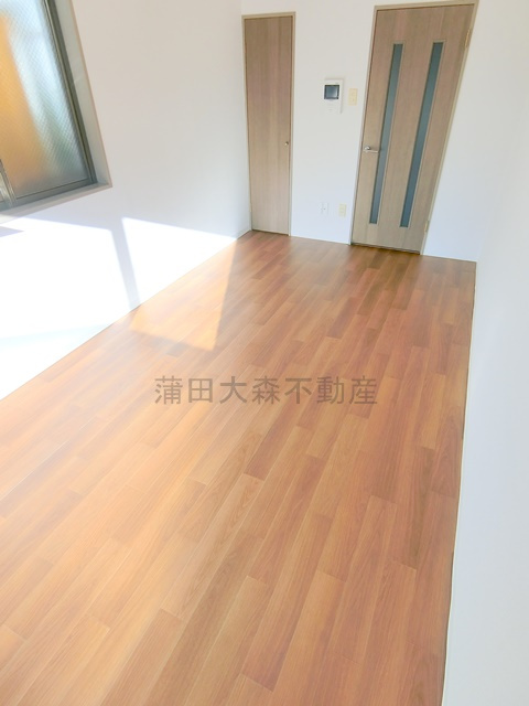 クレッセント田園調布の居間・リビング