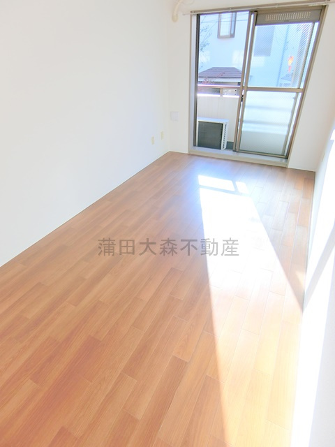 クレッセント田園調布の居間・リビング