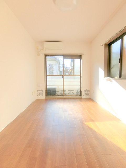 クレッセント田園調布の居間・リビング