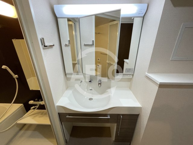 リヴィエール北梅田の独立洗面台|リヴィエール北梅田　独立洗面台