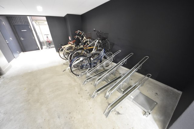 レジデンス大阪レトログラードのその他共用部分|レジデンス大阪レトログラード　駐輪場