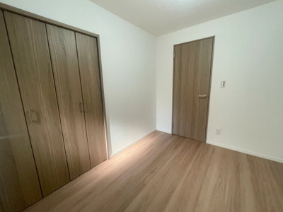 【洋室】 | ライオンズマンション東川口第2 | 個人の部屋や寝室として使える洋室です