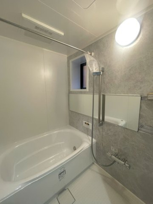 【浴室】 | ライオンズマンション東川口第2 | きれいなお風呂です