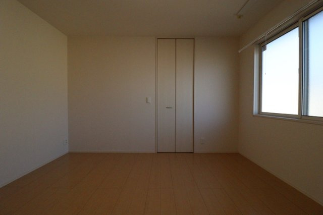 シャルマンのその他