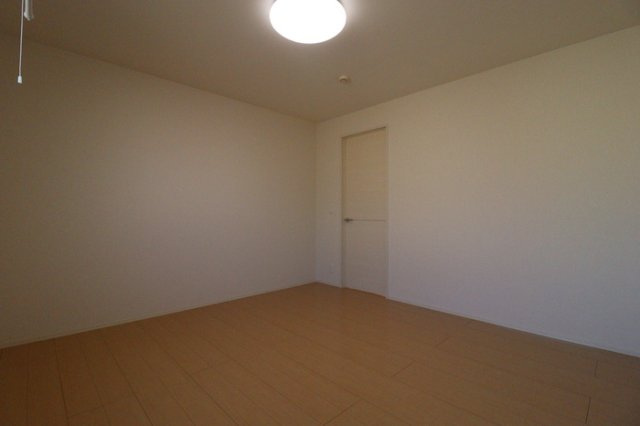 シャルマンのその他