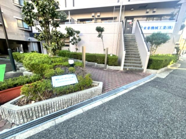 藤和シティホームズ灘のエントランス