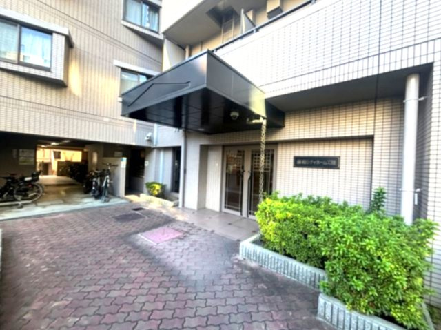 藤和シティホームズ灘のエントランス