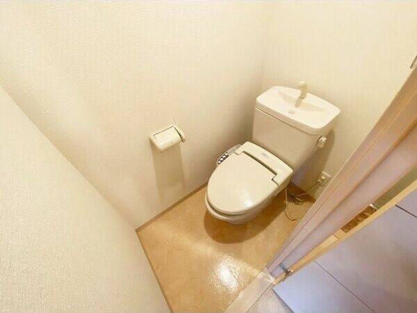 オズレジデンス中川のトイレ