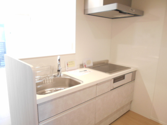 premier couleur（ﾌﾟﾙﾐｴ ｸﾙｰﾙ）のキッチン|イメージ