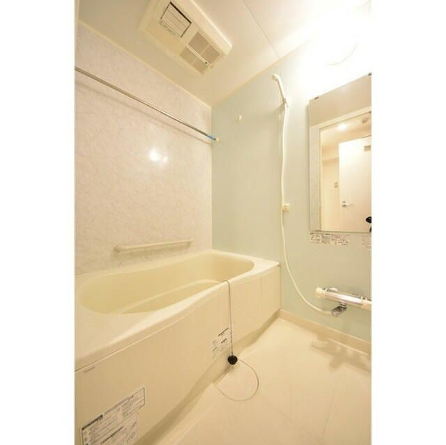 プライマル小石川の浴室