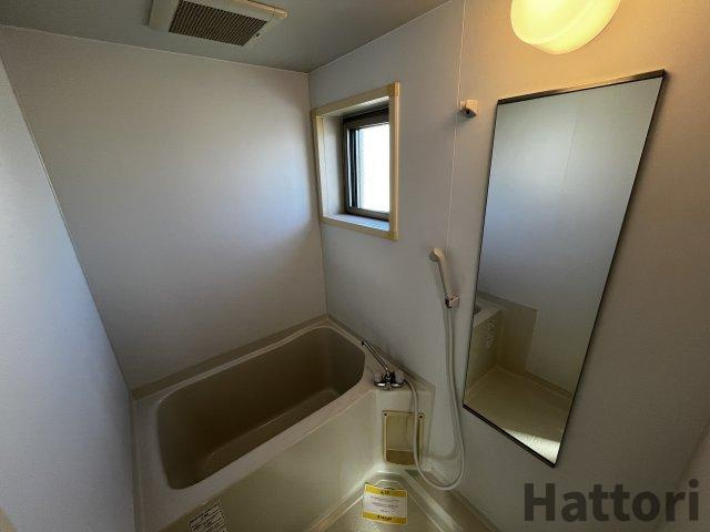 ル・ソレイユ千里山の浴室