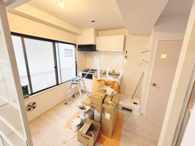 【居間・リビング】 | サンセブン高浜 | 洋室のお部屋です。