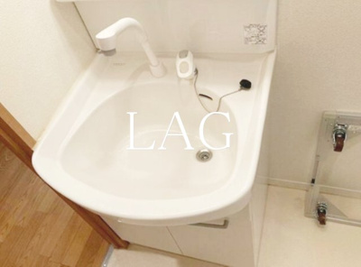 【洗面所】 | セピアコート | 洗面台です。