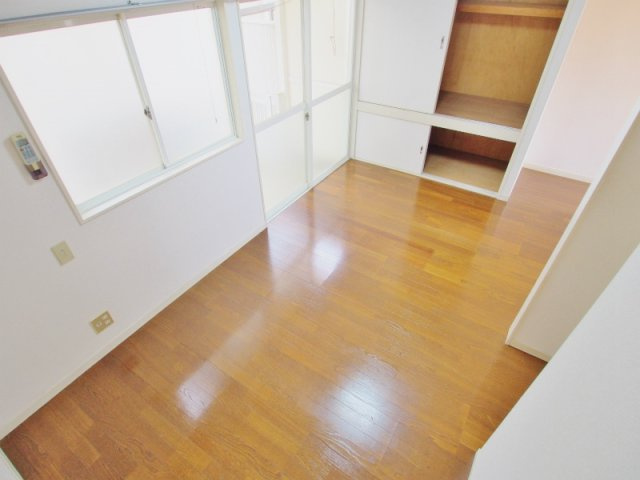 コーポ藤村の居間・リビング