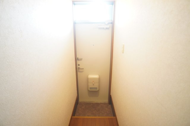 メゾンド・アイリスの玄関