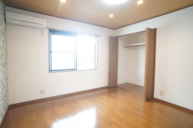 メゾンド・アイリスの洋室