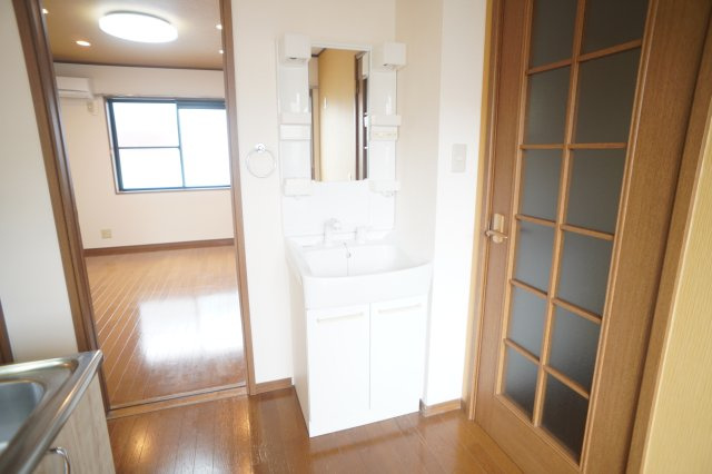 メゾンド・アイリスの洗面所