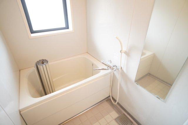 メゾンド・アイリスの浴室