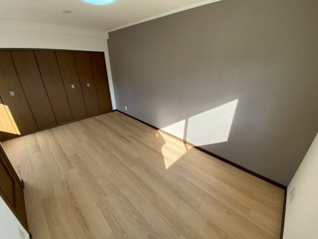 岩屋中町戸建ての居間・リビング