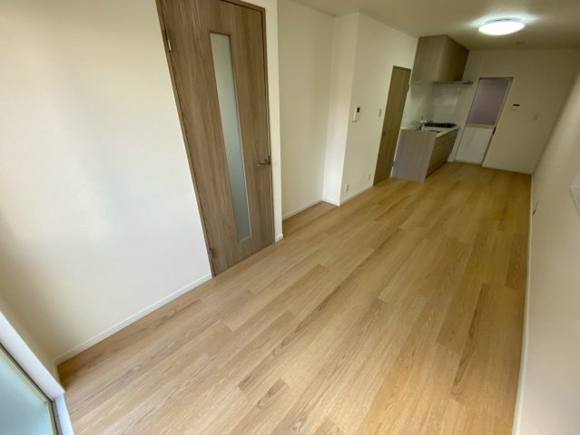 岩屋中町戸建ての居間・リビング