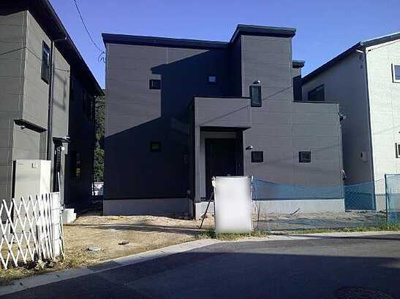 【外観】 | 広島市安芸区中野６丁目 セルリアンステージ中野六丁目No.4