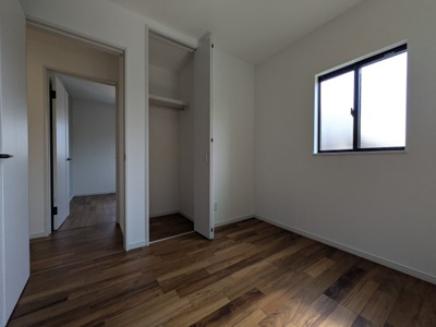 【洋室】 | 広島市安佐南区長束５丁目