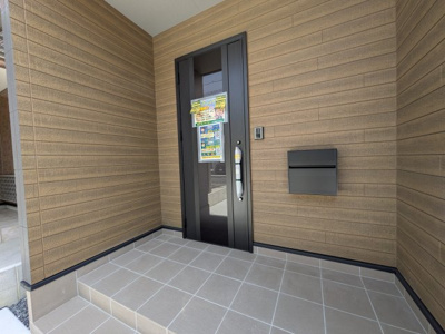 【玄関】 | 広島市安佐南区長束５丁目