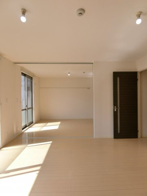 【洋室】 | グロリオーサ