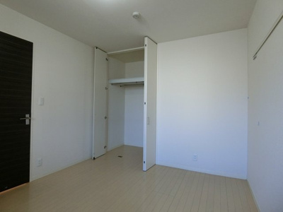 【洋室】 | グロリオーサ