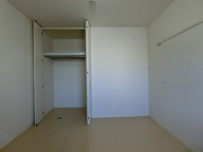 【洋室】 | グロリオーサ