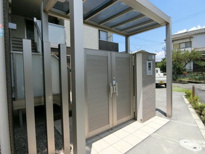 【エントランス】 | シャーメゾンK-4