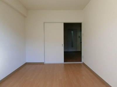 【寝室】 | グランドール岸和田