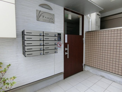 【エントランス】 | F+style羽衣1号館