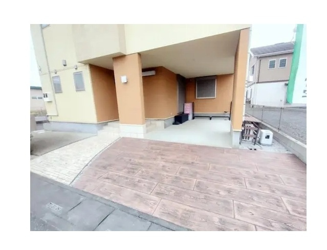 【駐車場】 | 東松山市あずま町1丁目 | ビルトイン車庫