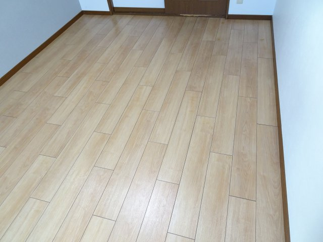 タニハイツの洋室