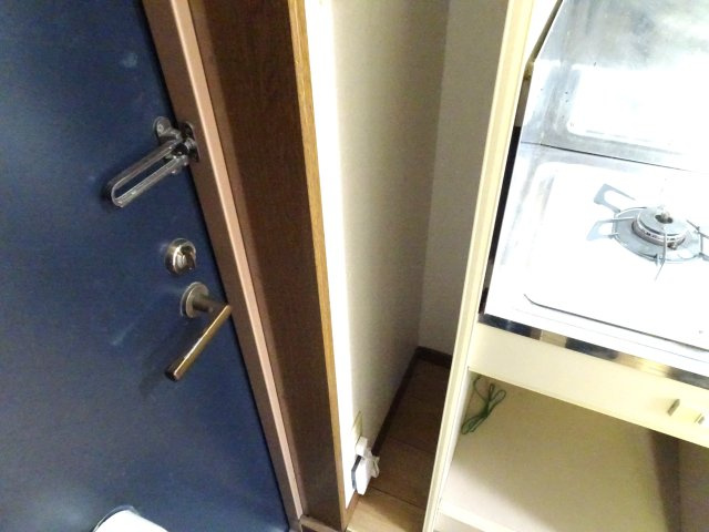タニハイツの玄関