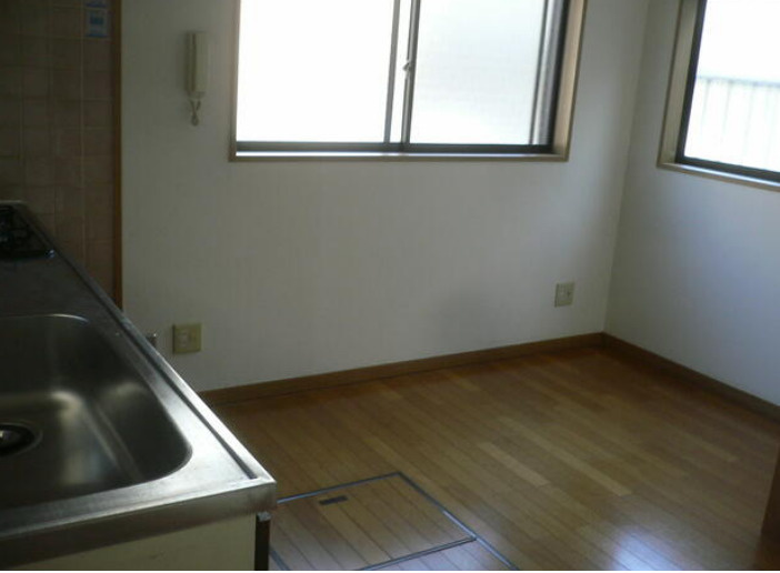 魚崎中町2丁目戸建の居間・リビング