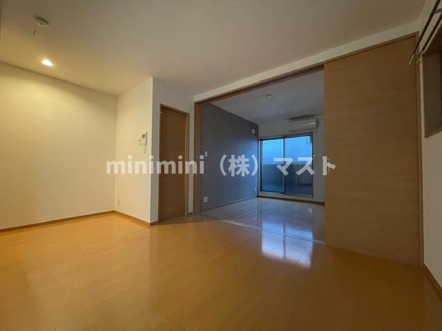 Fメゾン北加賀屋II番館の居間・リビング