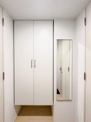 スカイコートリュクス品川大崎の玄関