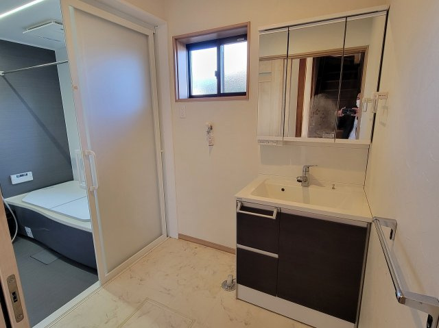 穂高売中古住宅の洗面所|2019年12月リフォーム