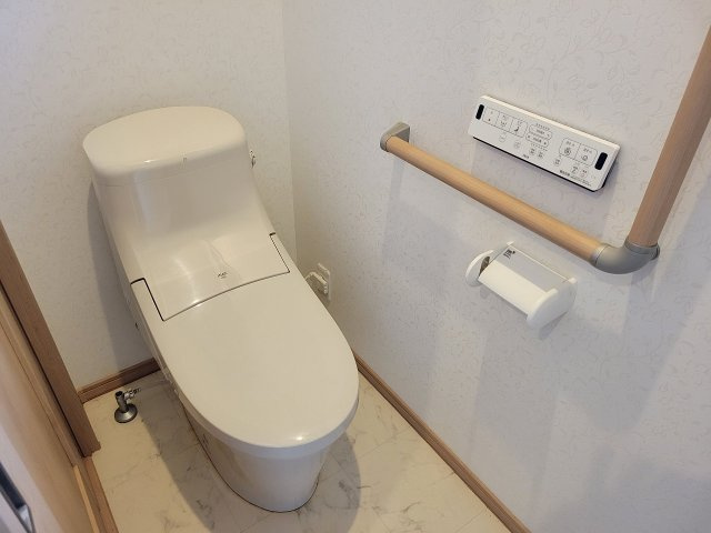 穂高売中古住宅のトイレ|2019年12月リフォーム