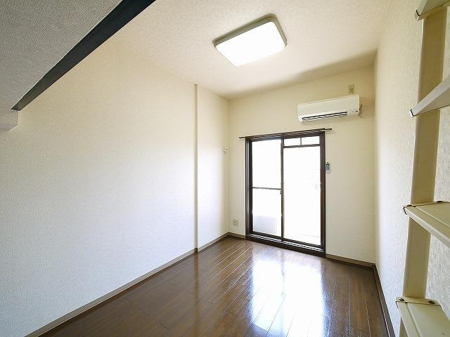 シティパレス郡山Ｐ１Ｂの洋室|きれいな洋室です