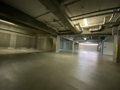 【駐車場】 | ヤサビアン